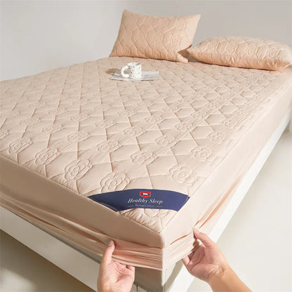 1 PC Premium Breathable Waterproof Mattress Cover(no Pillowcases) | Quiet & Soft Fitted Sheet Design | Deep Pocket Protector for Ultimate Bed Protection