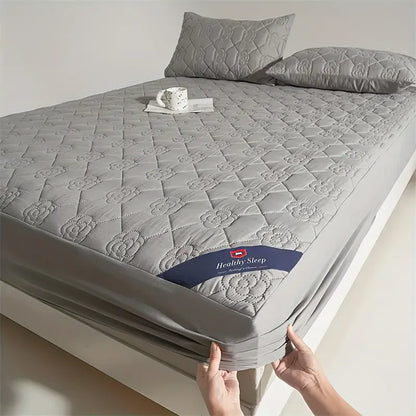 1 PC Premium Breathable Waterproof Mattress Cover(no Pillowcases) | Quiet & Soft Fitted Sheet Design | Deep Pocket Protector for Ultimate Bed Protection
