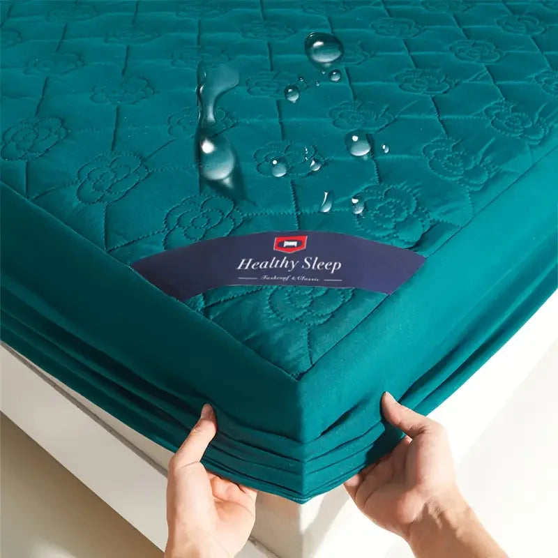1 PC Premium Breathable Waterproof Mattress Cover(no Pillowcases) | Quiet & Soft Fitted Sheet Design | Deep Pocket Protector for Ultimate Bed Protection